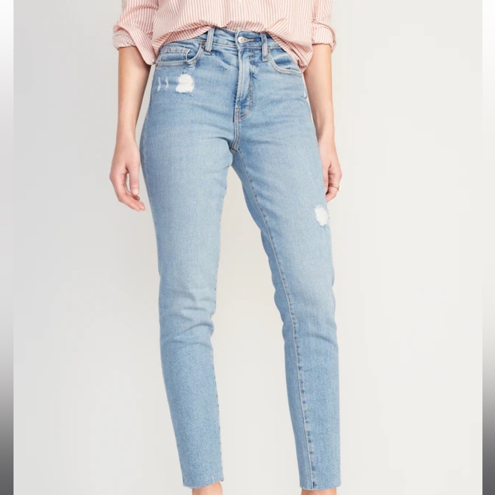 High-Waisted OG Straight Cut-Off Jeans for Women
